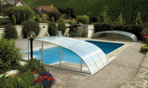 Free Style – un stil aparte pentru piscine “rebele”